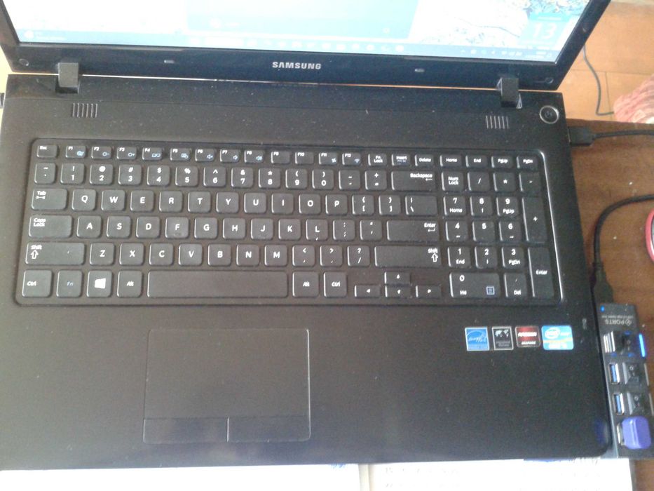 Laptop Samsung 770Z7E i7 8GB 512SSD HD8870M Win11.Ekran 17,3