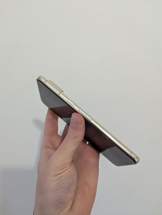 Google Pixel 8 Pro Porcelain 12/512gb Neverlock