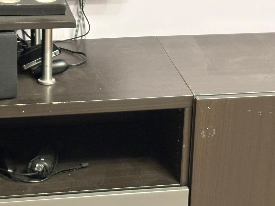 Movel TV + Cristaleira IKEA