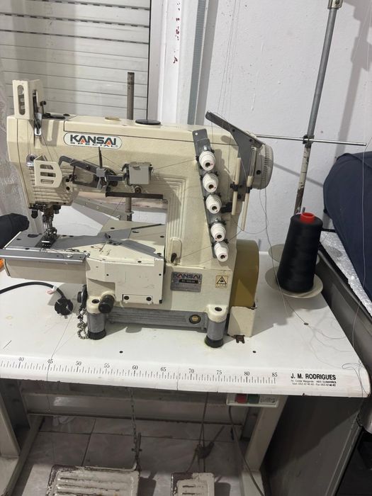 Vendo maquina de costura