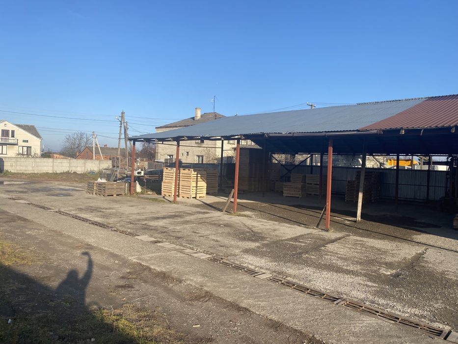 Оренда території з приміщеннями під склад і виробництво Львівська обл