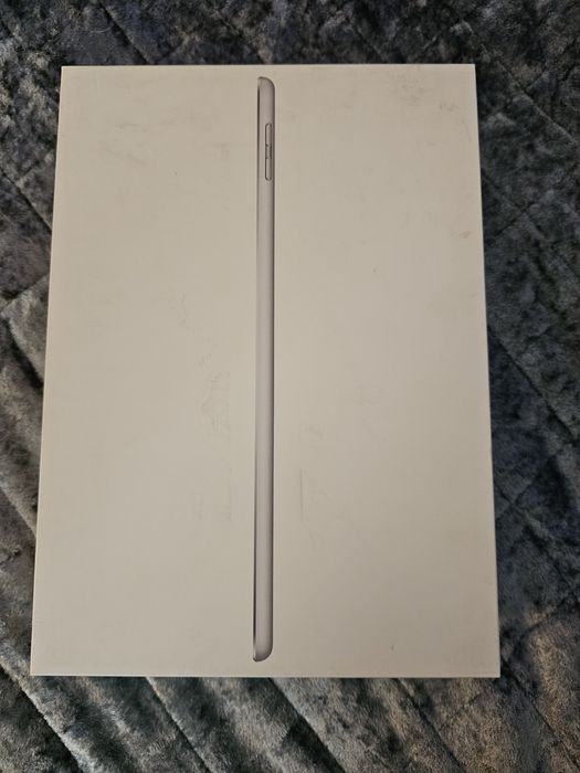 iPad 6th Generation WiFi + Cellular64738296599553120