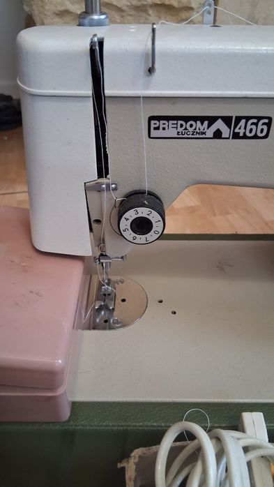 Maszyna do szycia predom Łucznik 466