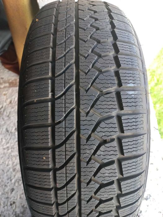 Opony zimowe 205/55R17 95V XL Goodride Z-507