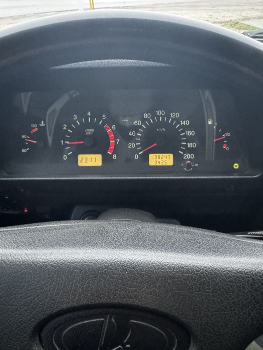 Продам ниву інжектор