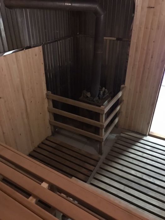 Оренда будинку подобово з лазнею та альтанкою