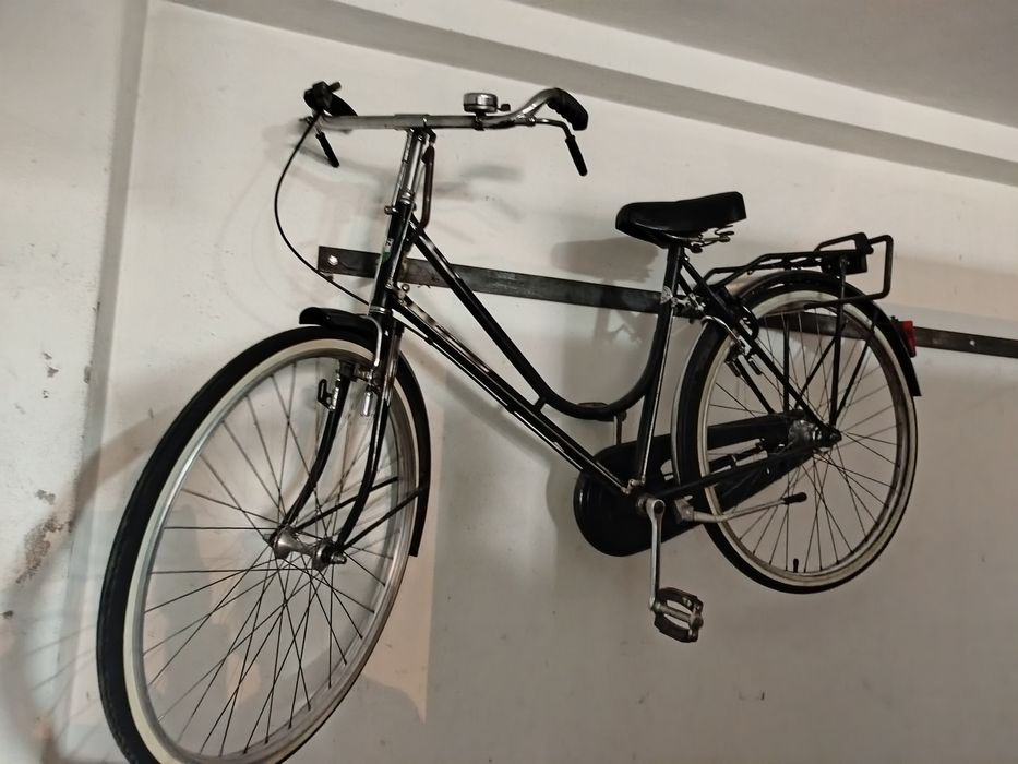 Bicicleta de cidade de homem