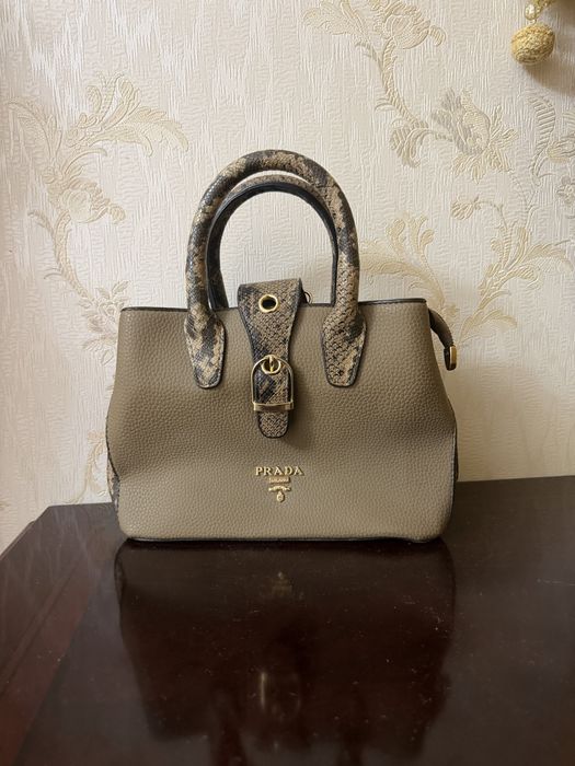 Женская Сумка Prada