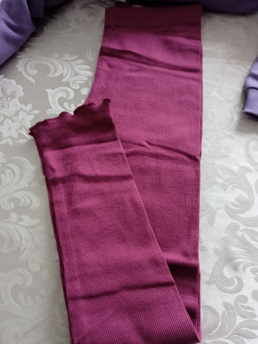 Nowy komplet dla dziewczynki bluza i legginsy rozm. 140