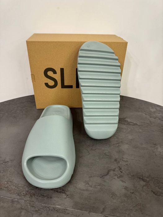 adidas Yeezy slide salt 43 rozmiar