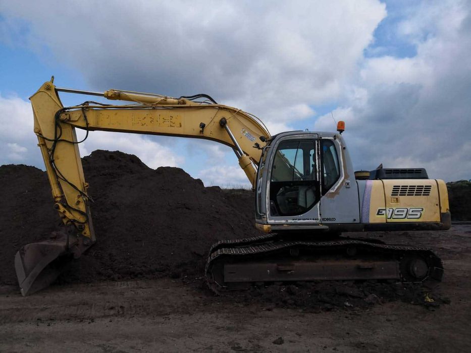 Kobelco E195 / New Holland E19 e195