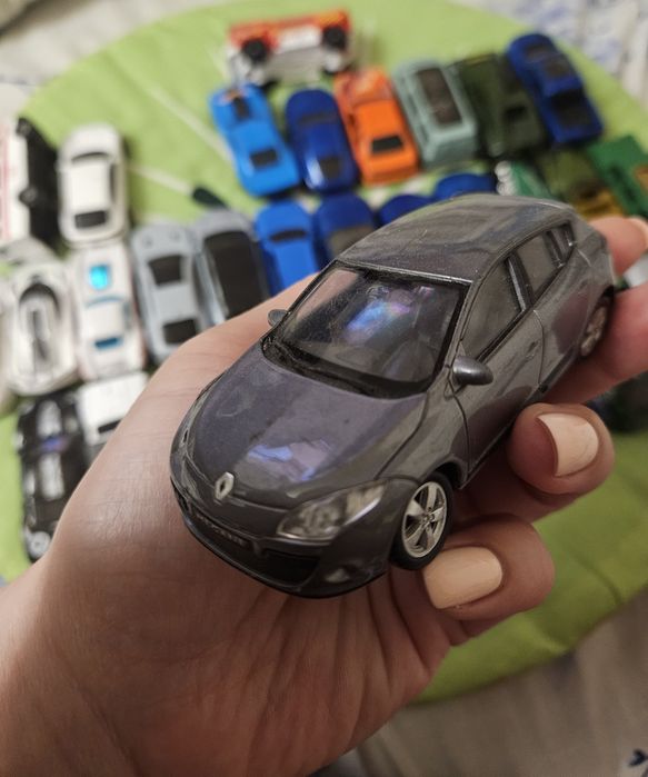 Машинки Hot wheels