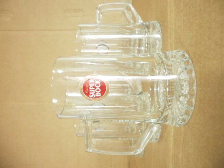 6 canecas de vidro de cerveja