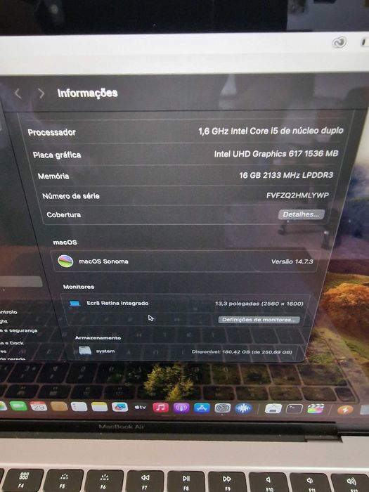 MacBook AIR 2019 16gb
