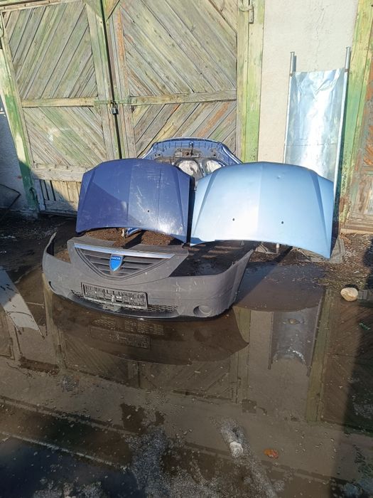 Продам капот Дачія логан