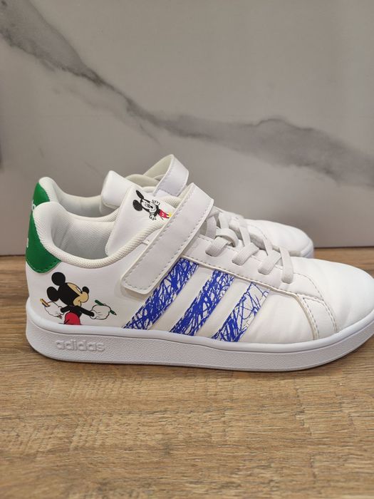 Дитячі кросівки Adidas x Disney Grand Court