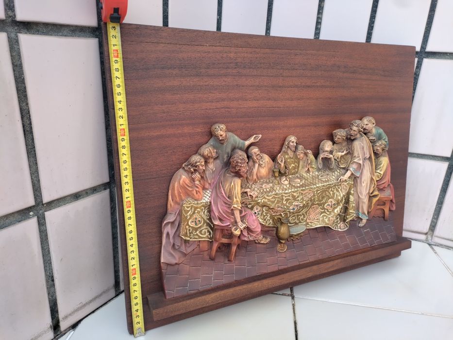 Ceia de Cristo em alto relevo