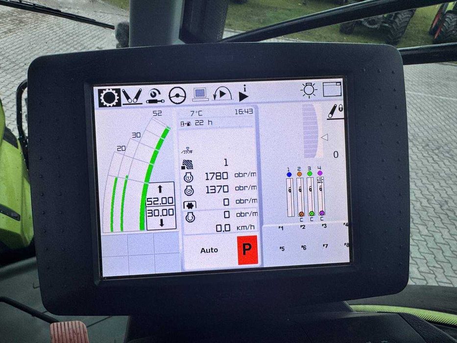 Трактор CLAAS AXION 920 2014 рік, 13440 мото/год