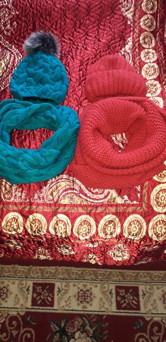 Новый палантин, шарфы, шапки
