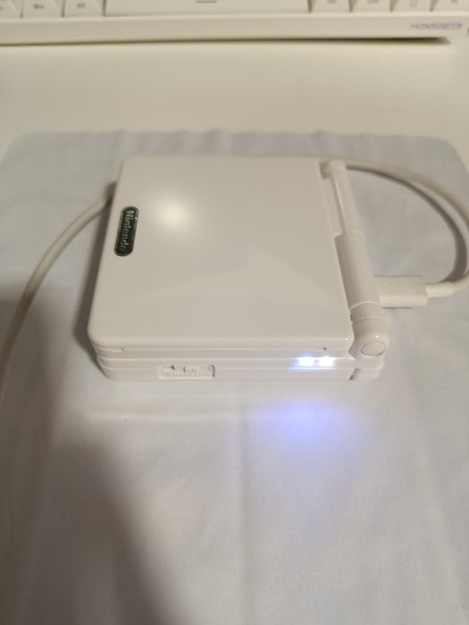 Game Boy Advance SP +  ecrã IPS + mod USB-C