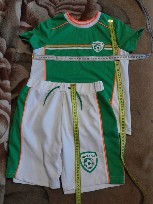 Продам костюми- форму  хлопчикам.