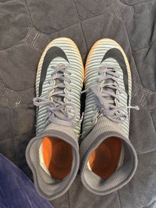 Футбольні бутси Nike 39р.