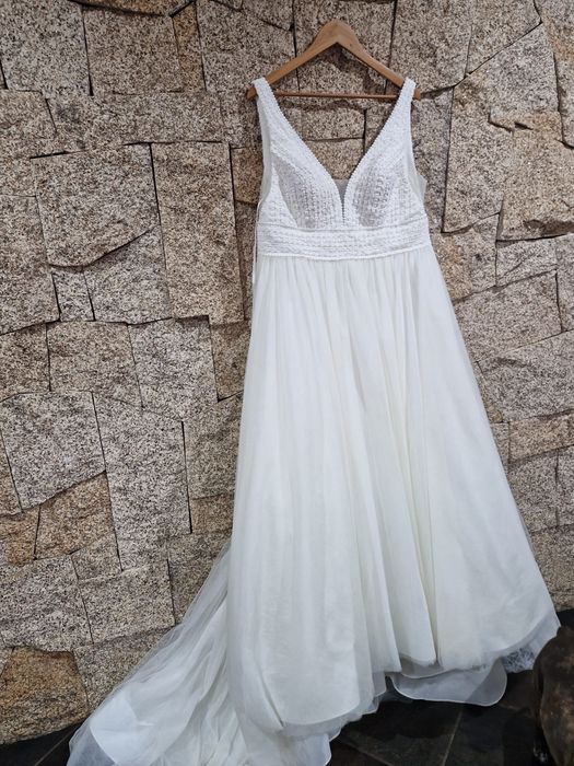 Vestido de noiva como novo
Lavado profissionalmente 
Valor negociável