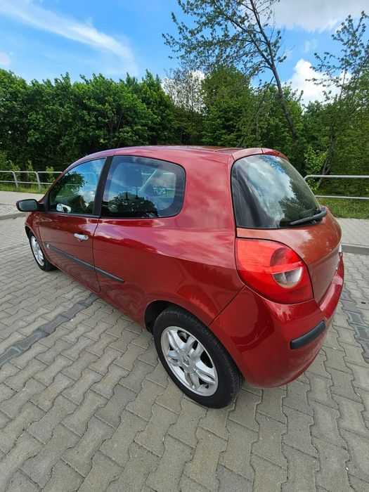 Renault Clio Automat - 1.6b - 2006r