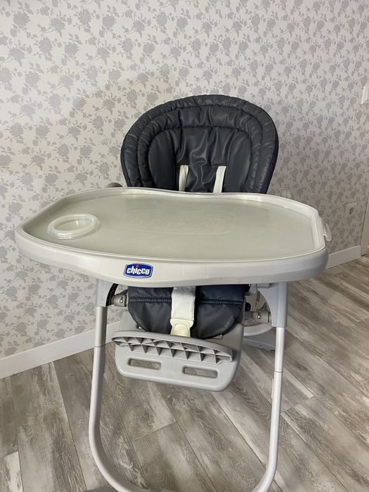 Продам детский стульчик для кормления Chicco