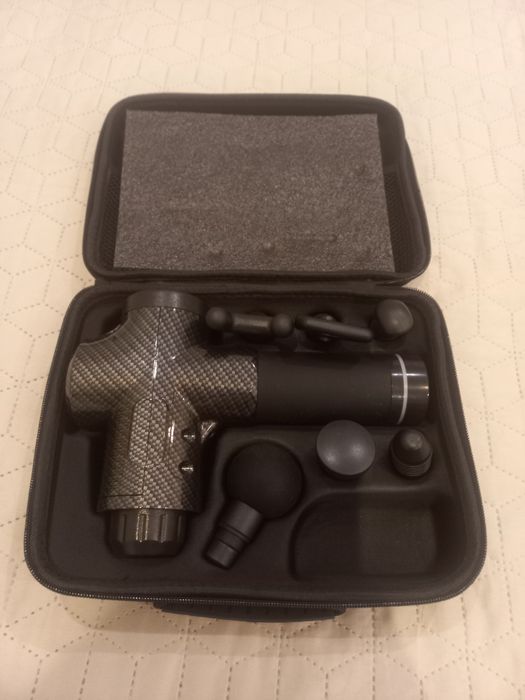 Ручний масажер пістолет