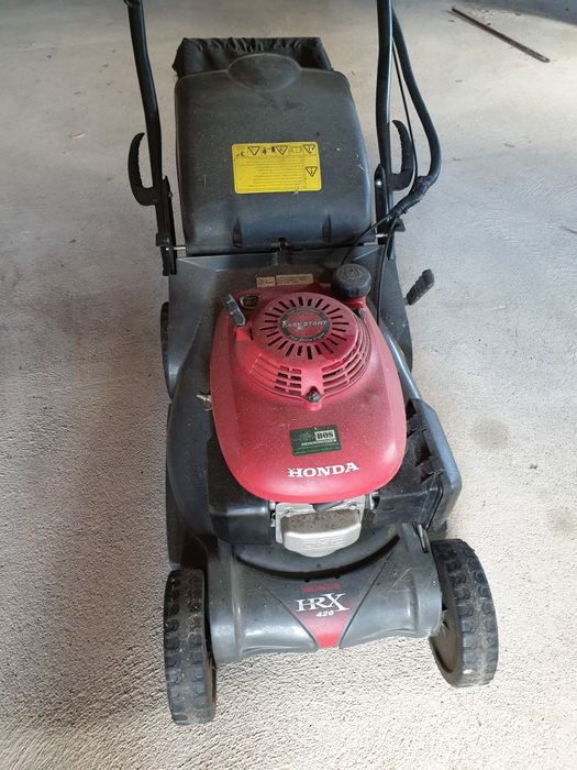 Máquina cortarelvas