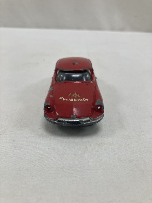 Brinquedo Citroen DS 19, 1/43 da Metosul