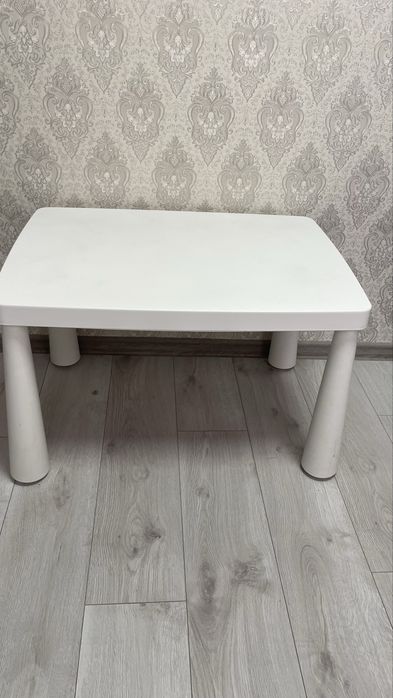 IKEA mammut дитячий столик