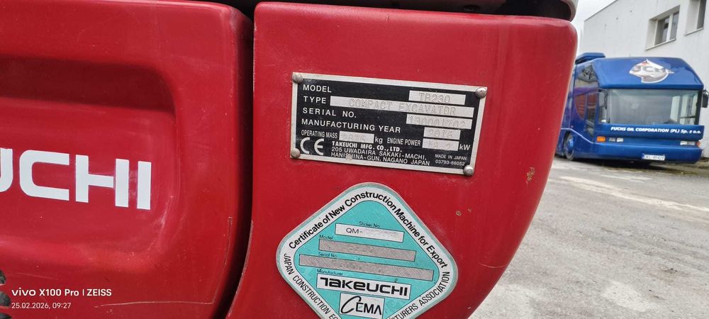 Sprzedam TAKEUCHI TB230