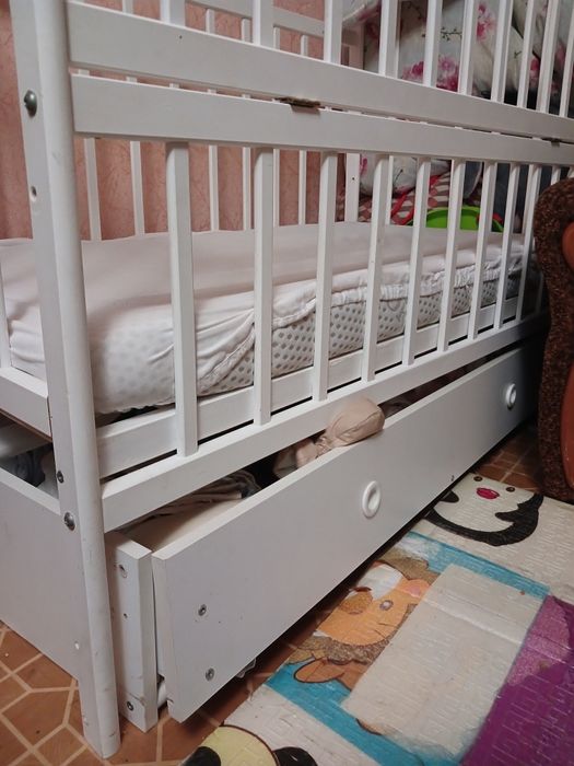 Дитяча кроватка до 3 х років