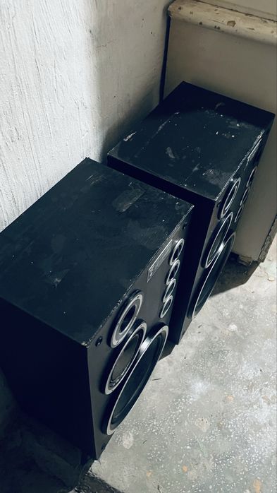 Altus 140 Glosniki plus maskownice . Uzywane.