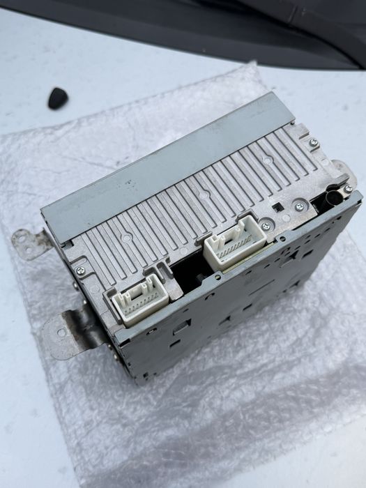 Магнітола Mitsubishi Outlander XL Rockford Fosgate 8701A260 + рамка