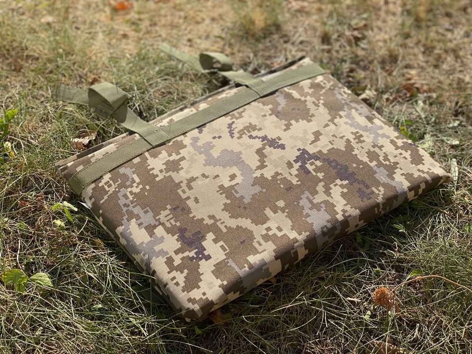 Каримат для сидіння піксель зсу каремат сидения військовий туристичний