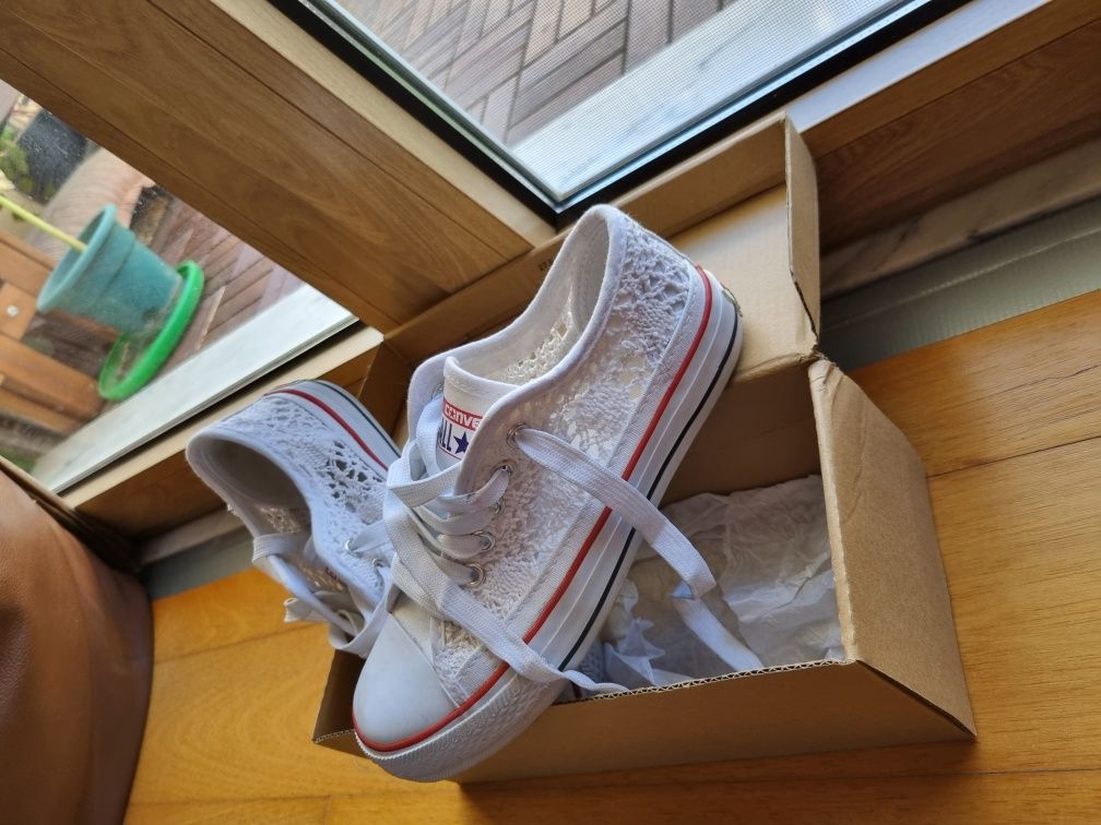 Tenis sales de renda