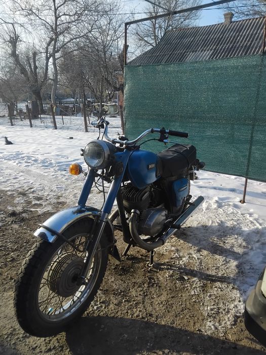 Обміняю мотоцикл иж на документах