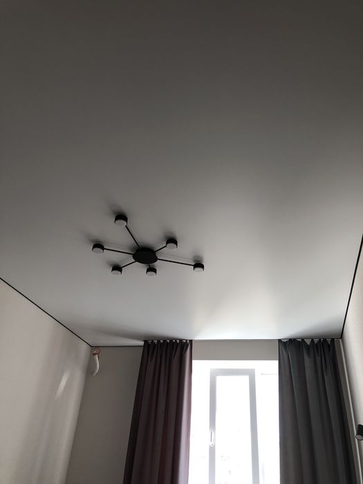 Натяжні стелі перламутрові/ Натяжные потолки/Натяжной потолок