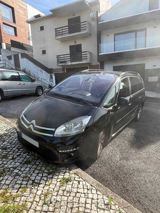 Citroën C4 Grand Picasso 1.6 Diesel – Espaçosa e Económica