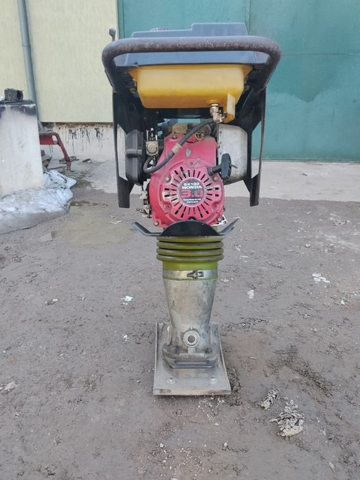 Віброноги, віброплита ulbo honda