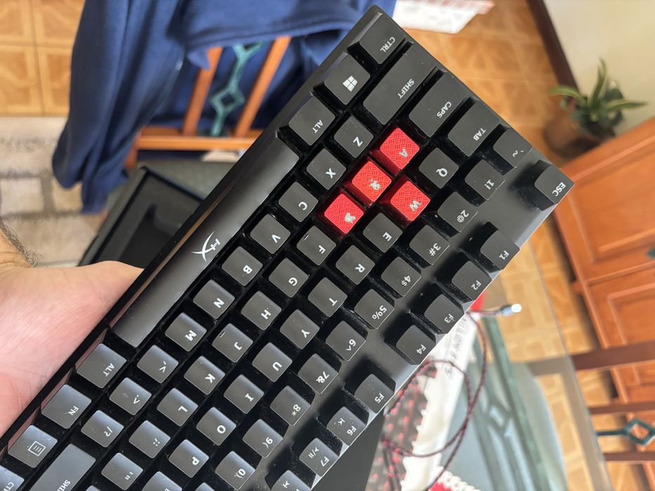 Teclado mecanico hyperx