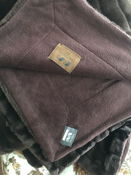 Colcha/Manta MORA pêlo de forro polar cor chocolate NOVA