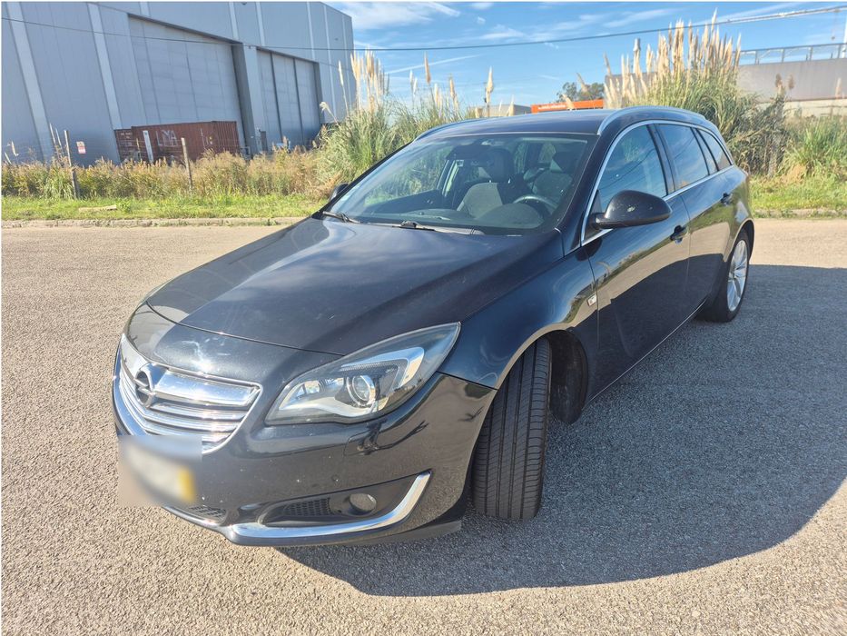 Opel Insignia Sports Tourer 2.0 CDTi Cosmo S/S — photo 2