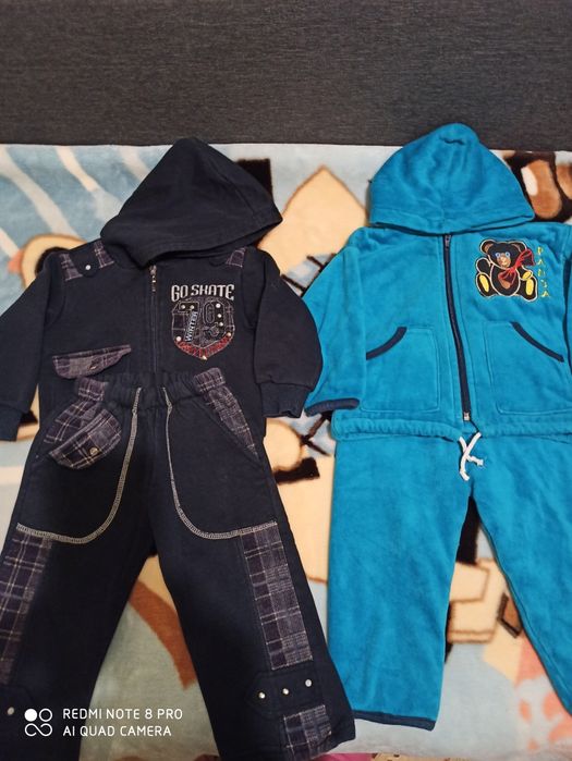 Костюмы и жилетка