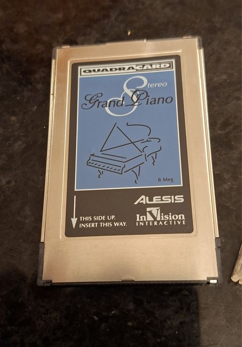 Cartão de memória Alesis QuadraCard Grand piano