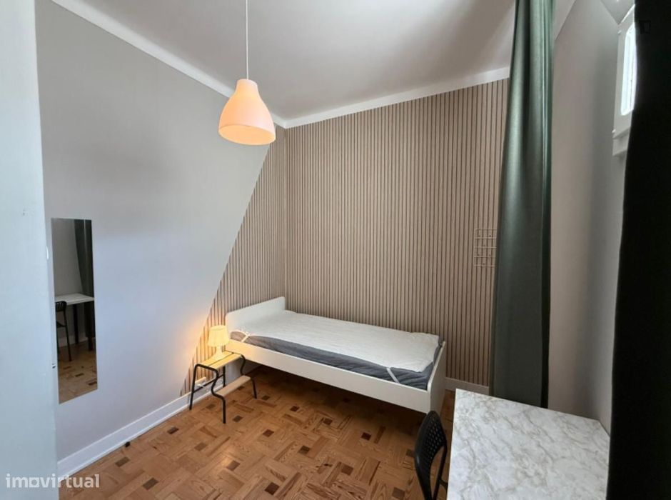 Quarto - localizado em Santarem