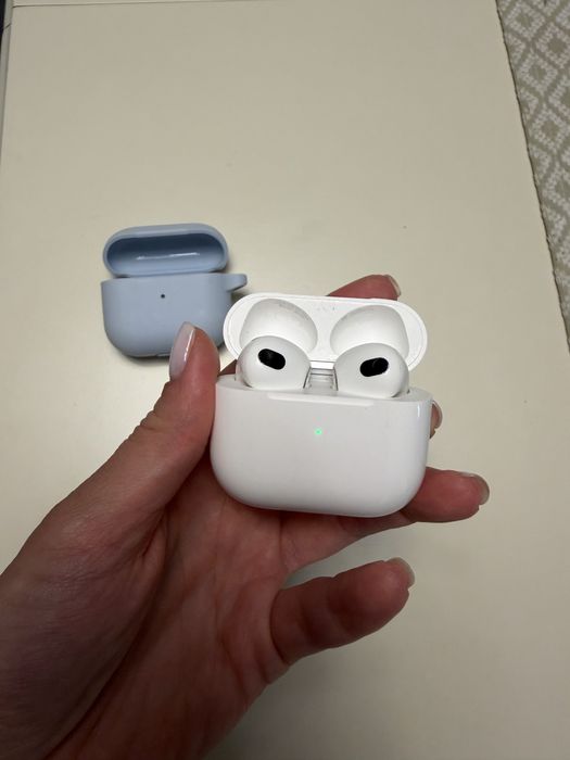 Продам AirPods Pro original